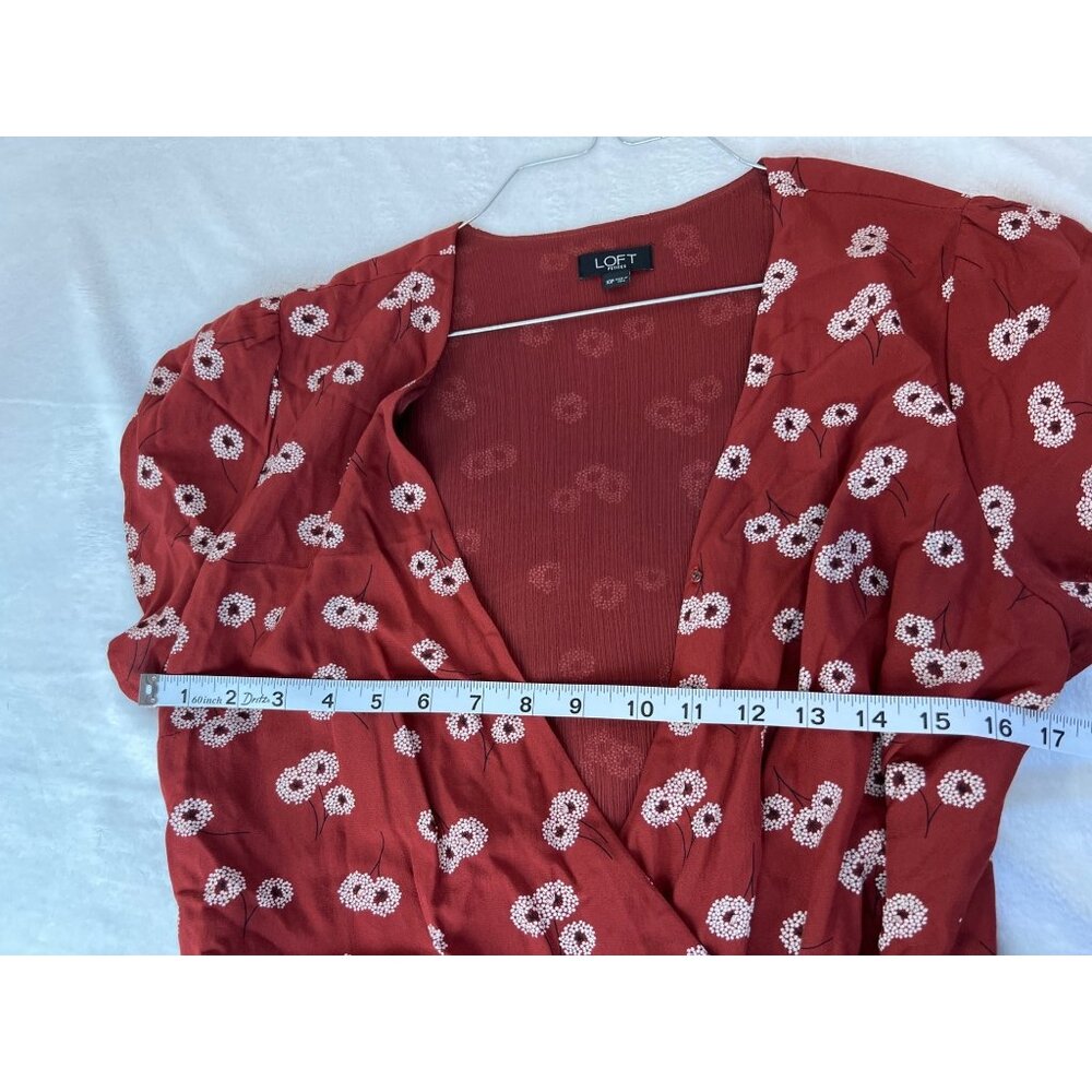 LOFT Rust Red Floral Wrap Dress Skort Daisy Print Boho Short Sleeve Romper 10P - Picture 4 of 7